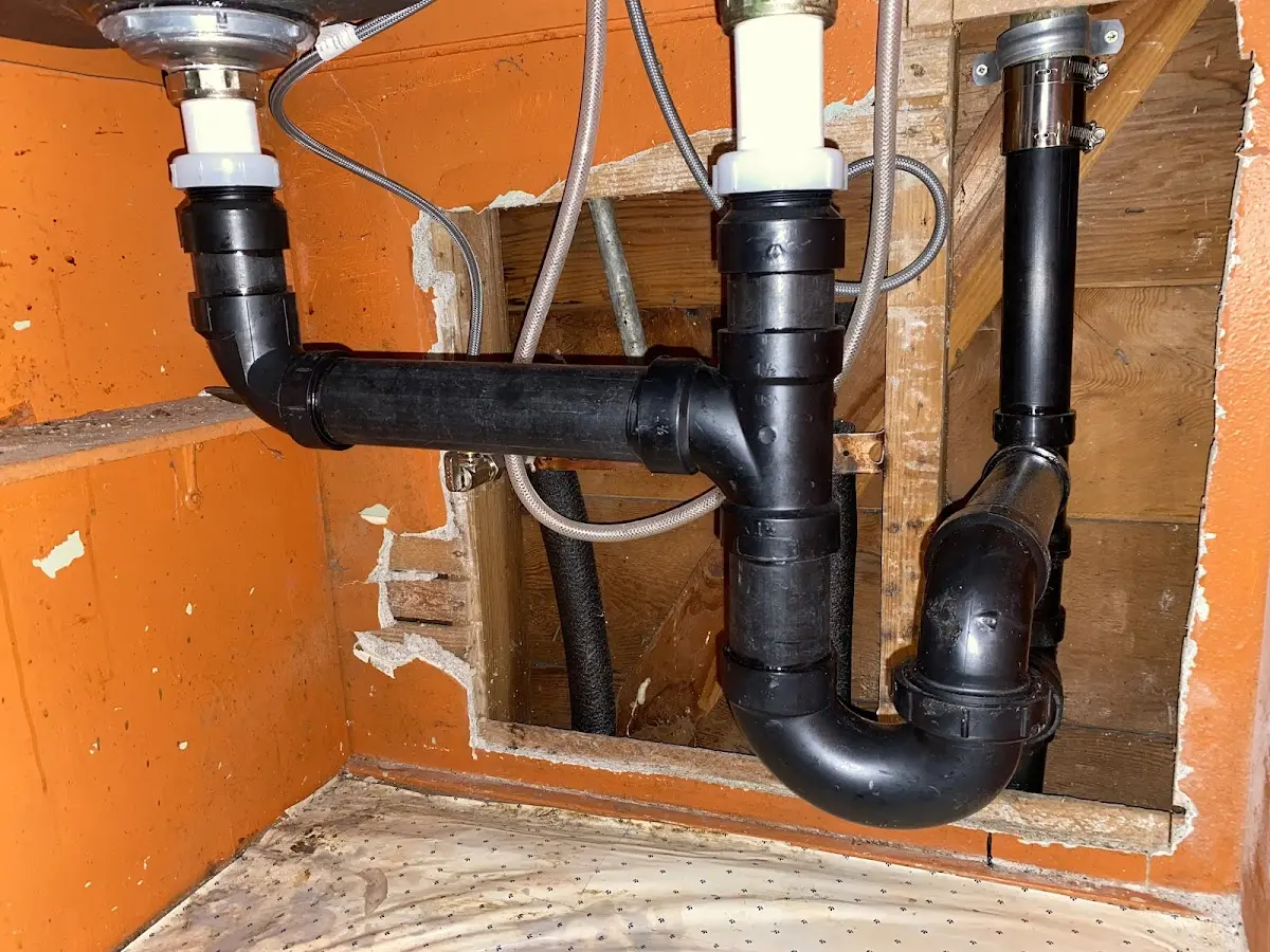Professional Garbage Disposal Repair equipment and tools on the job in Soddy-Daisy